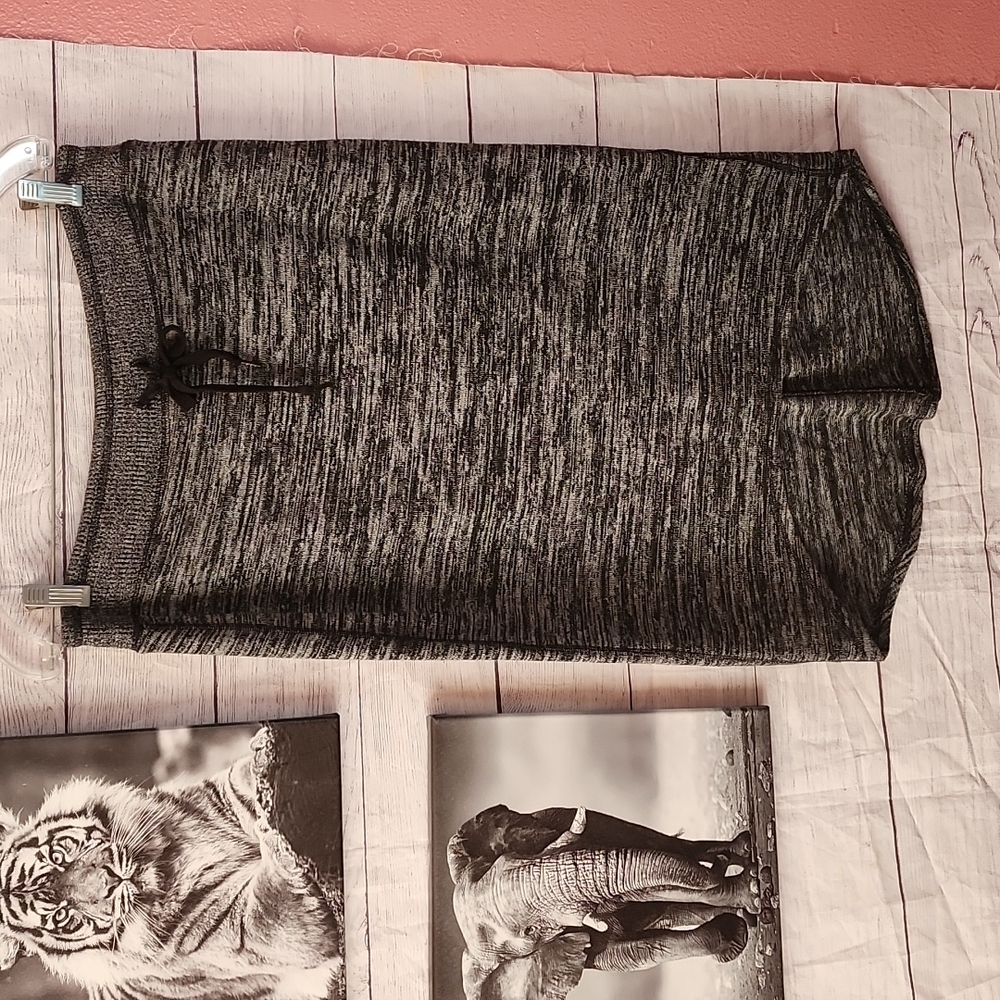 Joe Fresh active sweater skirt hi low hem